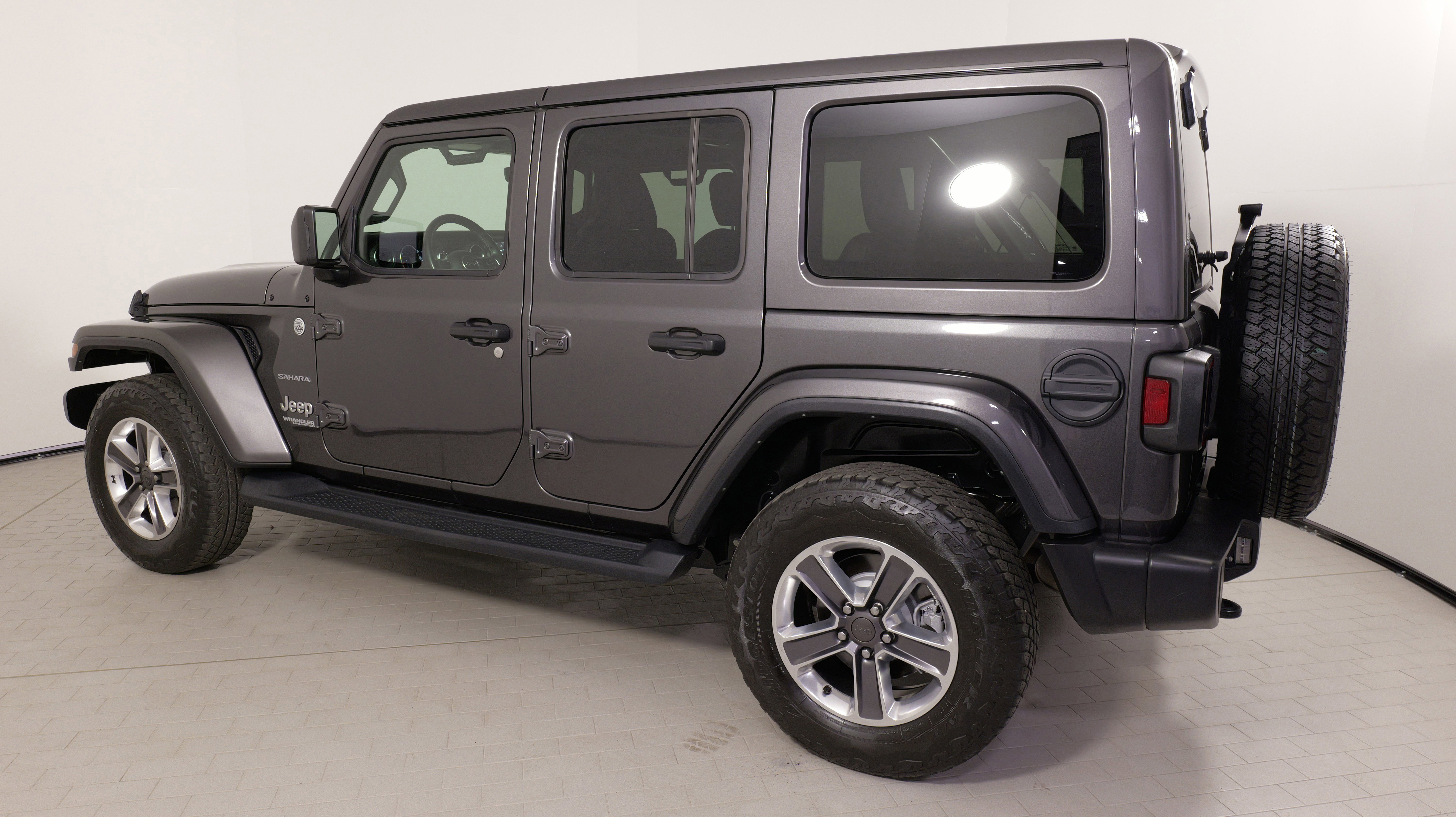 Used 2021 Jeep Wrangler Unlimited Sahara image 15