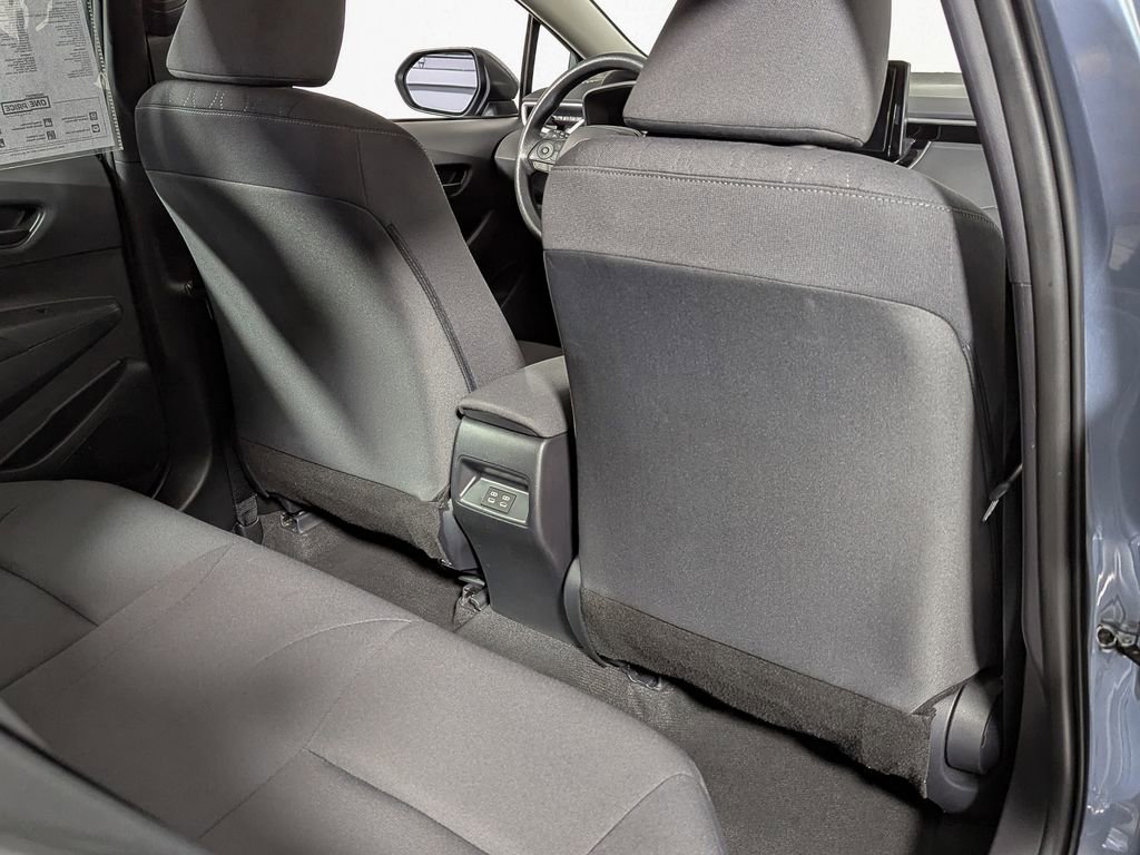 Used 2025 Toyota Corolla LE image 34