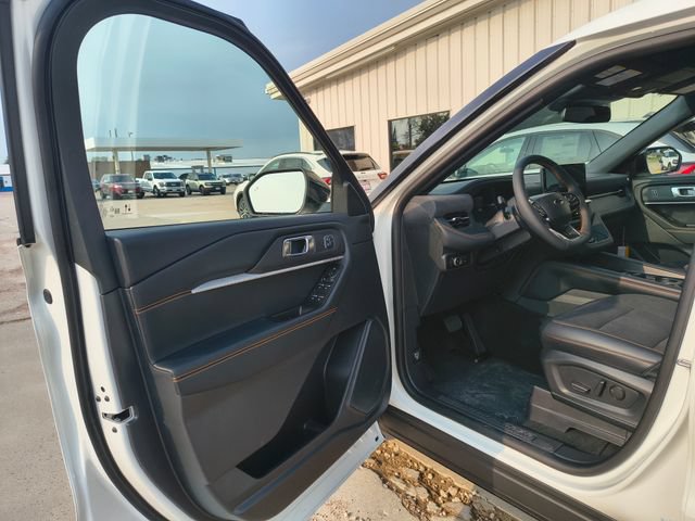 New 2026 Ford Explorer Tremor w/ Tremor Convenience Package AWD/4WD image 17