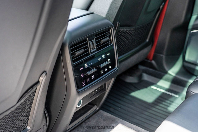 Used 2024 Porsche Cayenne S image 44