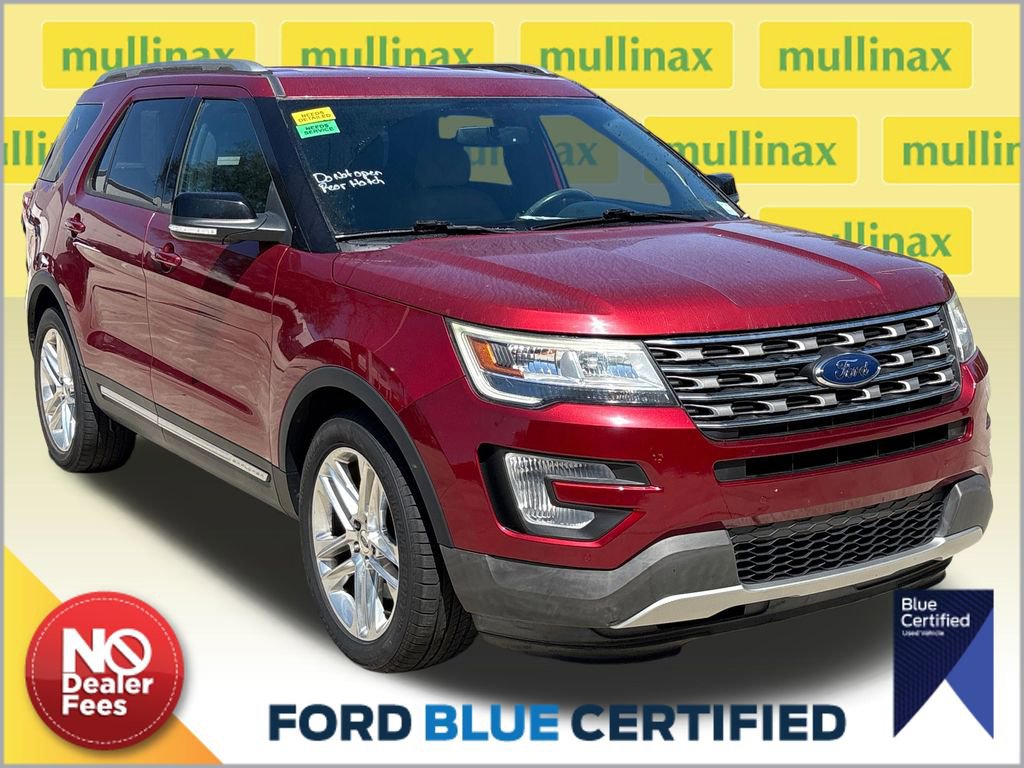 Used 2017 Ford Explorer XLT w/ Equipment Group 202A image 1