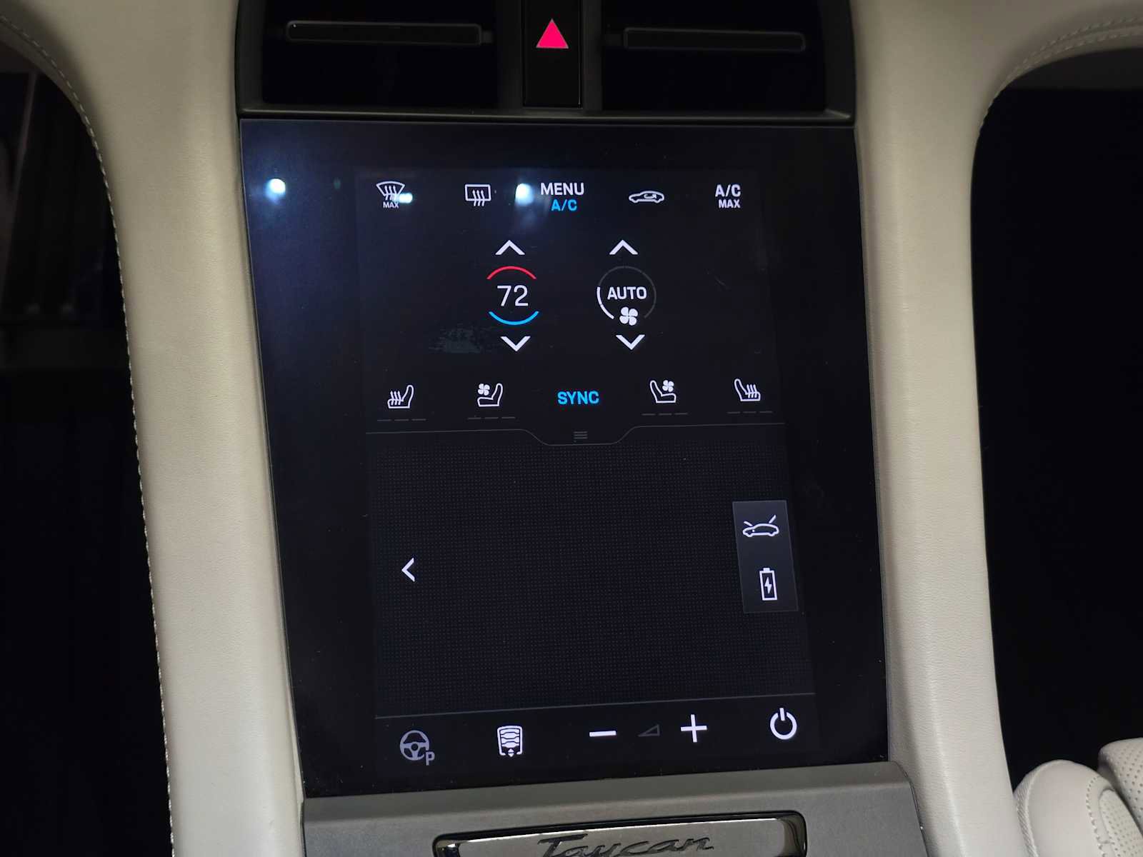 Used 2024 Porsche Taycan GTS image 30