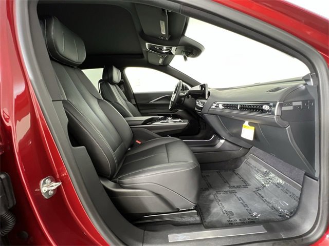 Used 2026 Cadillac Lyriq Sport image 29