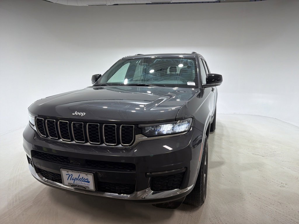 Used 2024 Jeep Grand Cherokee L Limited w/ Luxury Tech Group II image 1