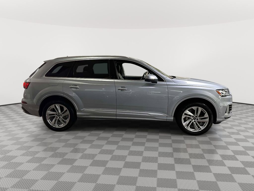 Used 2022 Audi Q7 3.0T Premium Plus w/ Premium Plus Package image 2