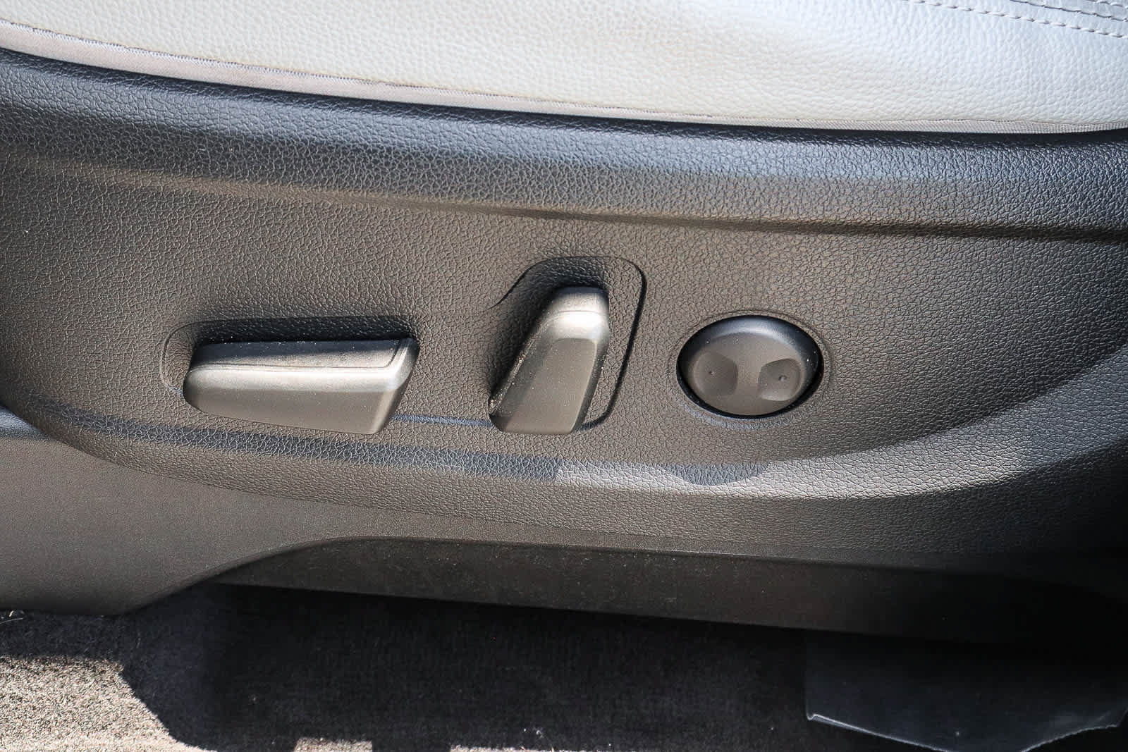 Used 2022 Hyundai Palisade SEL w/ Premium Package FWD image 31