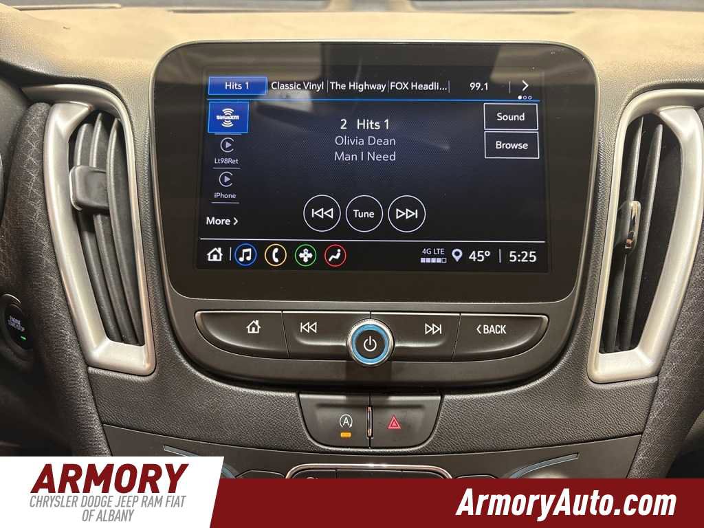 Used 2023 Chevrolet Malibu LT image 17