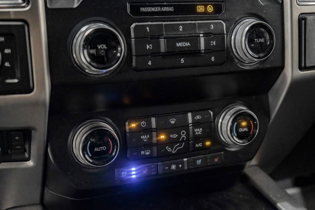 Used 2019 Ford F250 Platinum w/ Platinum Ultimate Package image 29