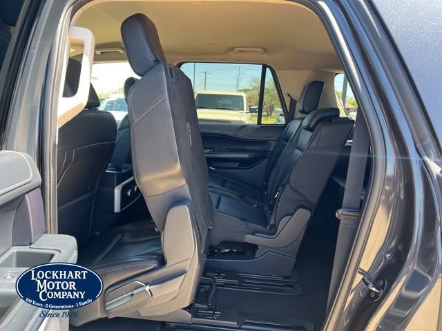 Used 2024 Ford Expedition Max XLT image 16