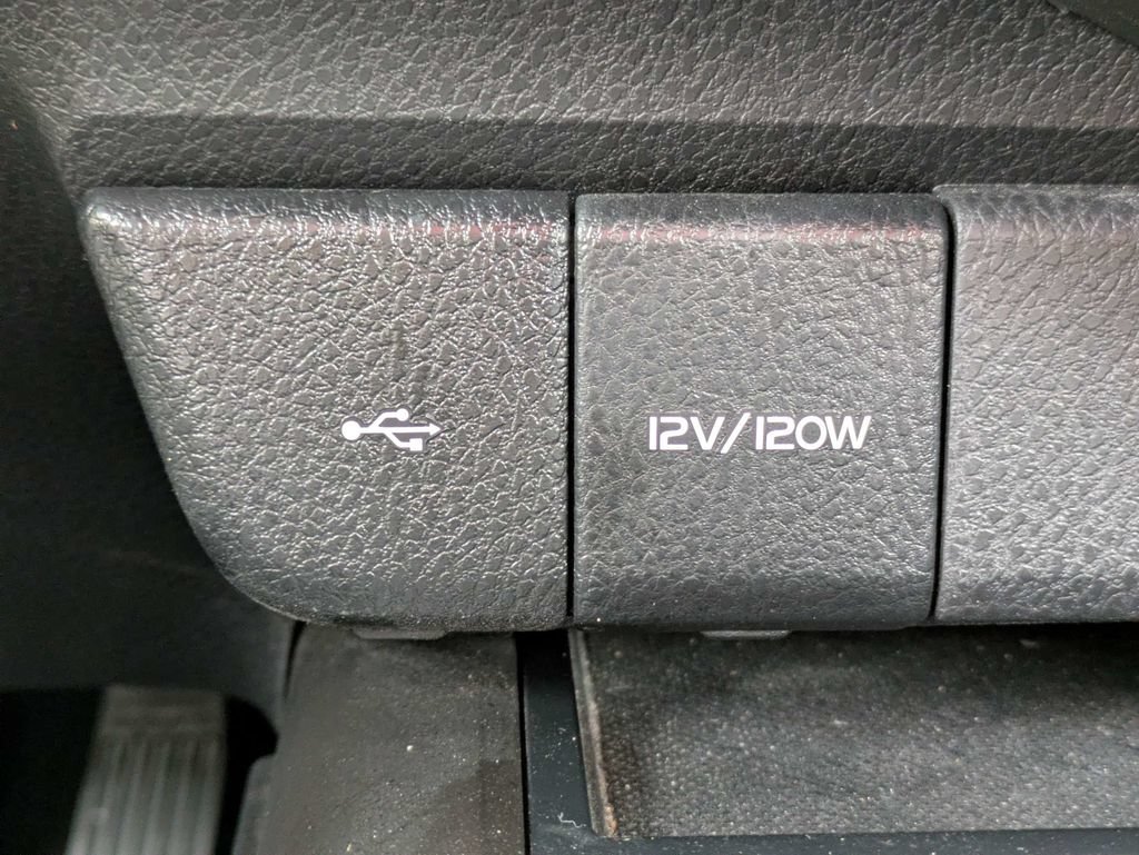 Used 2022 Toyota Camry LE FWD image 26