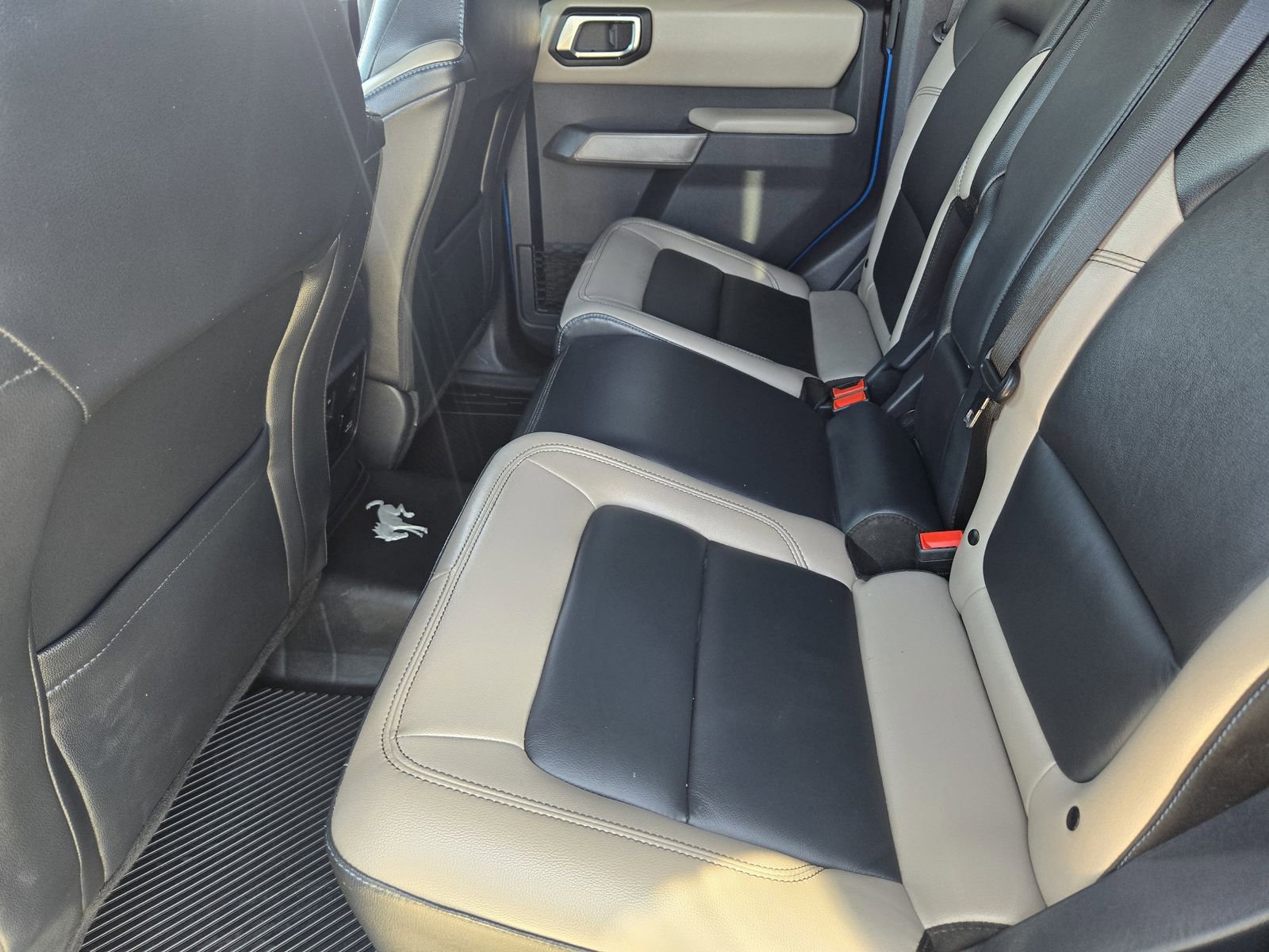 Used 2023 Ford Bronco Wildtrak image 31