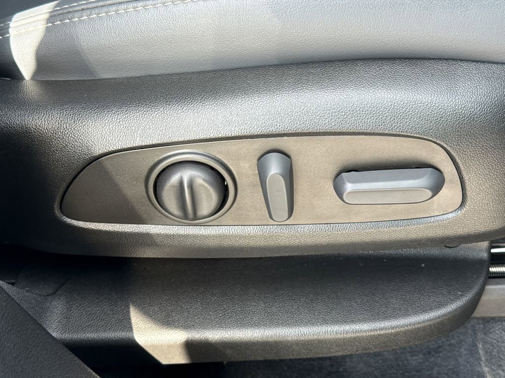 Certified 2023 Buick Enclave Essence w/ Experience Buick Package image 41