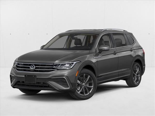 Used 2024 Volkswagen Tiguan SE