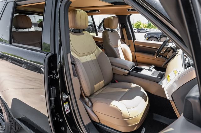 New 2026 Land Rover Range Rover SE AWD/4WD image 45