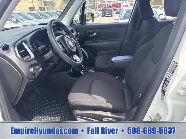 Used 2023 Jeep Renegade Latitude AWD/4WD image 18