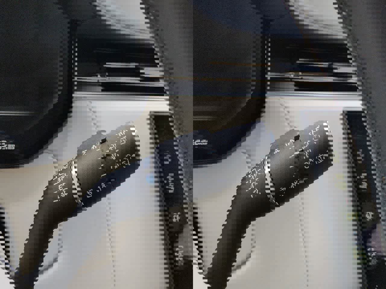 Used 2024 Land Rover Range Rover SE image 27