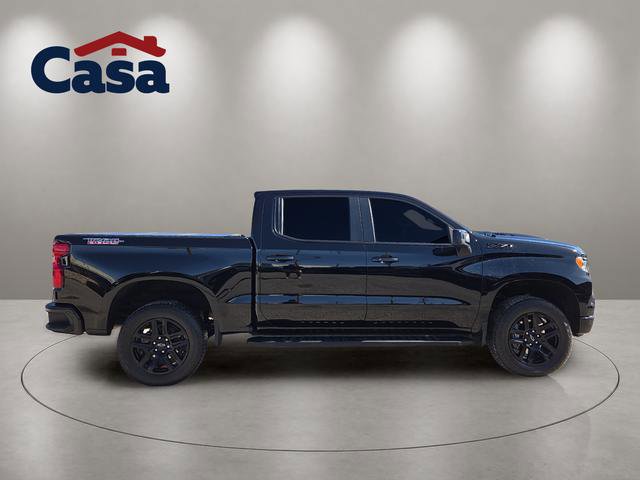 Used 2024 Chevrolet Silverado 1500 LT Trail Boss w/ Convenience Package II AWD/4WD image 2