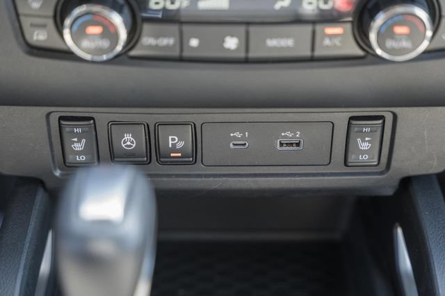 Used 2022 Nissan Frontier SV AWD/4WD image 40