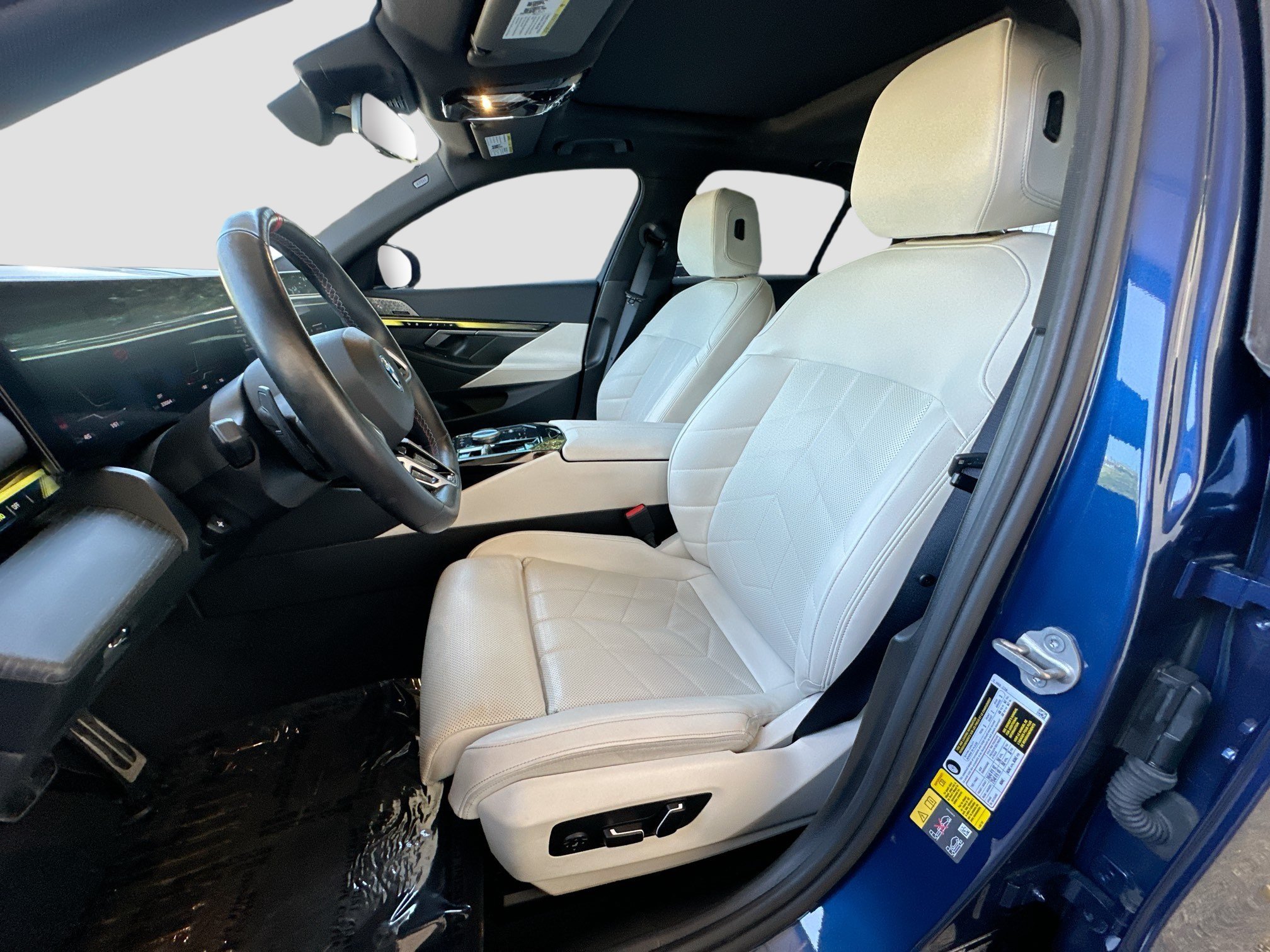 Used 2024 BMW i5 M60 w/ Premium Package AWD/4WD image 17