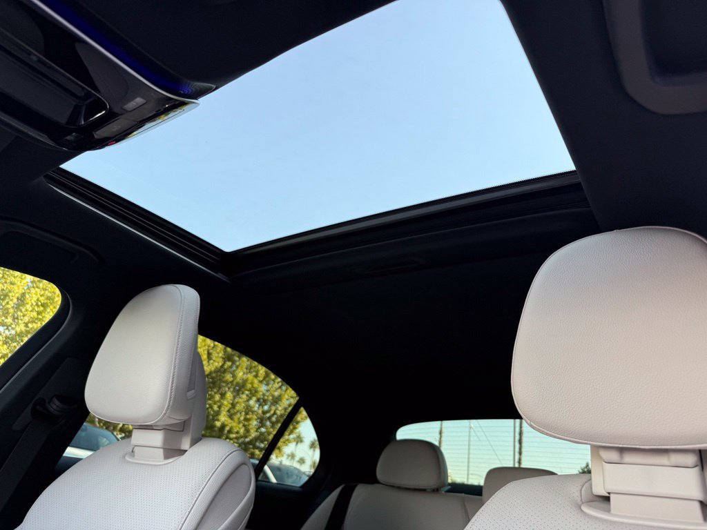 Certified 2024 Mercedes-Benz C 300 Sedan image 2