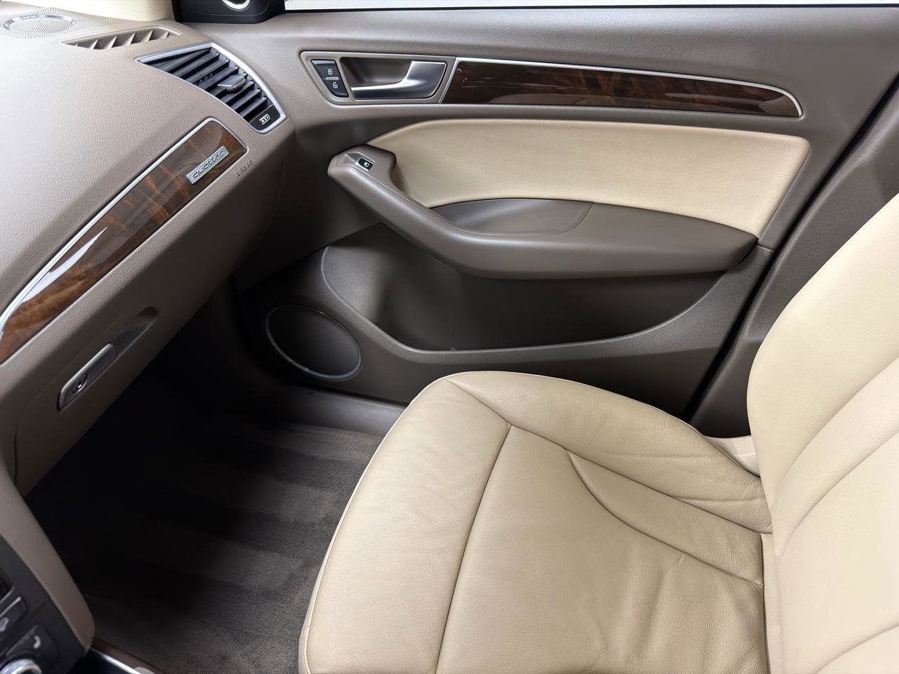 Used 2016 Audi Q5 3.0T Prestige image 26