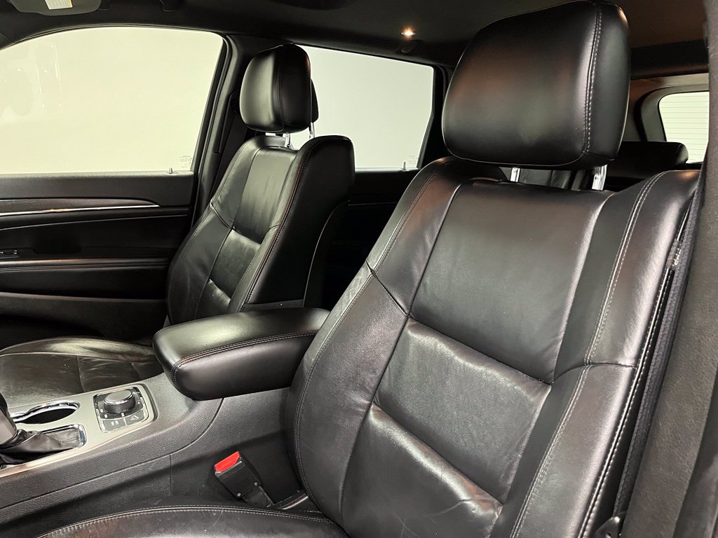 Used 2018 Jeep Grand Cherokee Limited AWD/4WD image 22