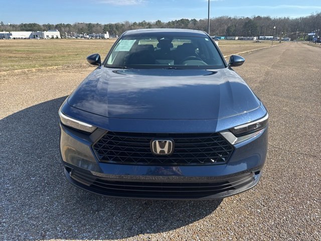 Used 2023 Honda Accord EX image 6