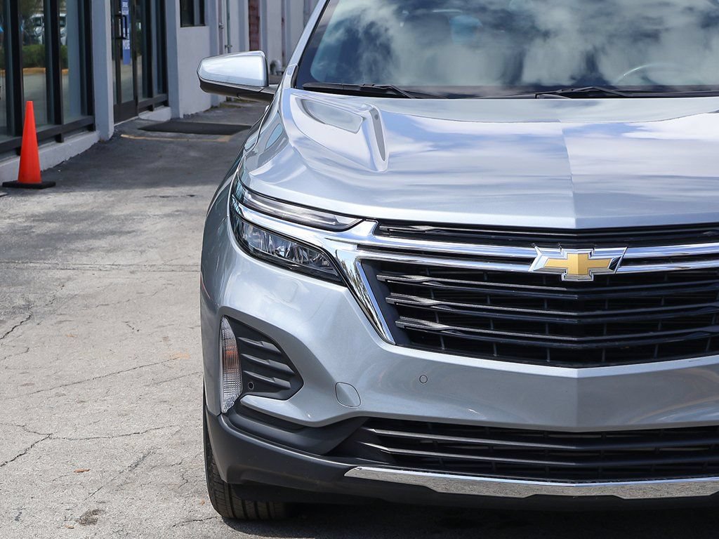 Used 2024 Chevrolet Equinox LT FWD image 13