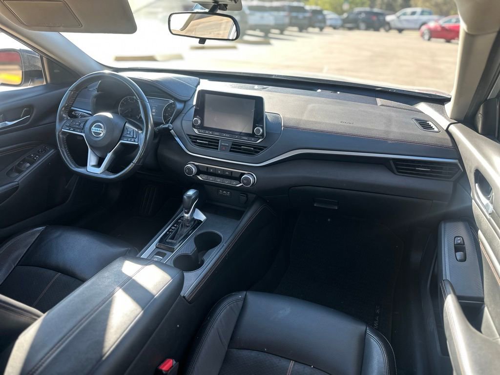 Used 2022 Nissan Altima 2.5 SR image 16
