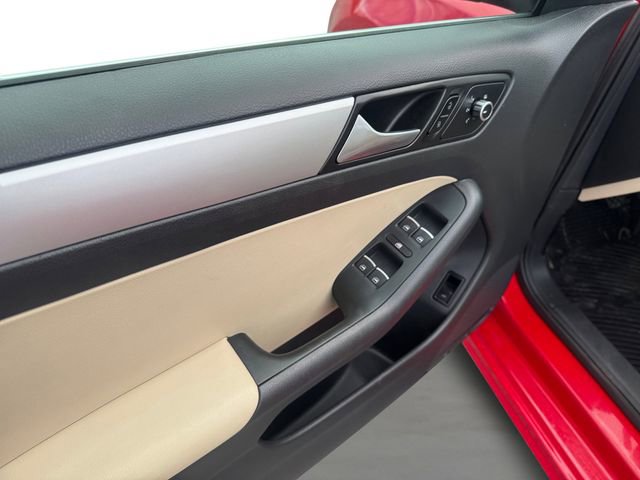 Used 2014 Volkswagen Jetta SE FWD image 11