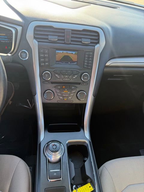 Used 2018 Ford Fusion S FWD image 30