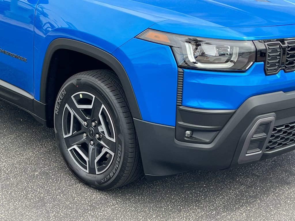 New 2026 Jeep Cherokee Laredo AWD/4WD image 14