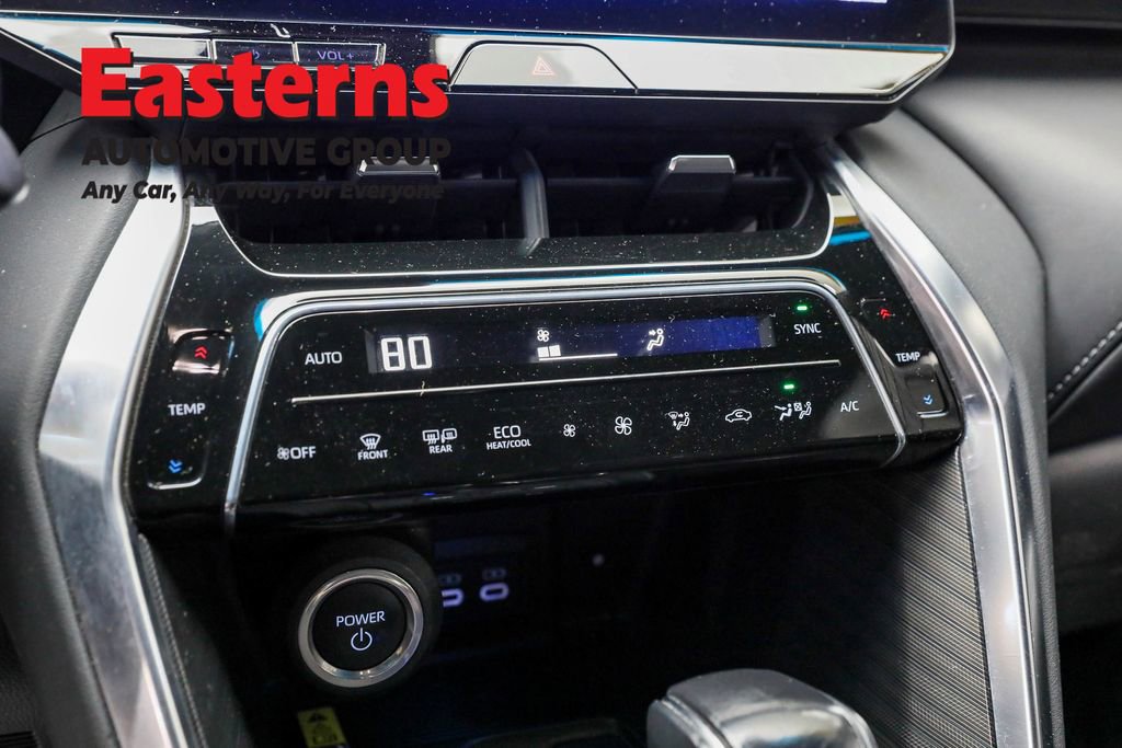 Used 2023 Toyota Venza Nightshade AWD/4WD image 19