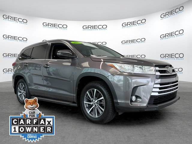 Used 2017 Toyota Highlander XLE w/ Protection Package #3 AWD/4WD image 1