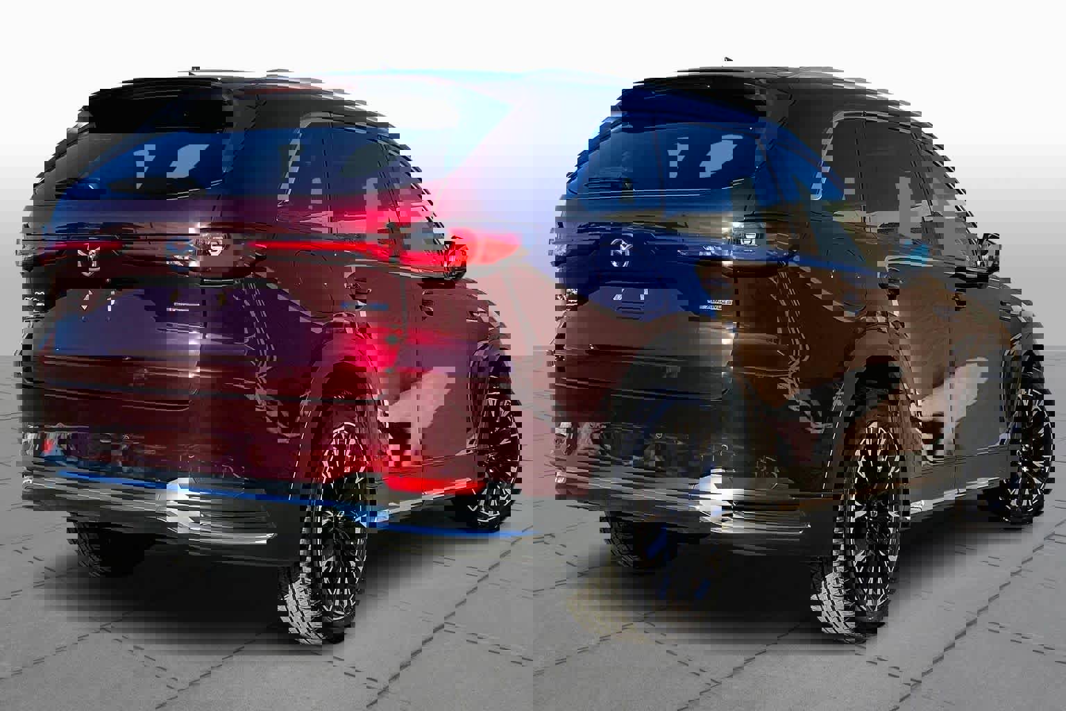 Used 2024 MAZDA CX-90 Plug-In Hybrid w/ Premium Pkg image 13