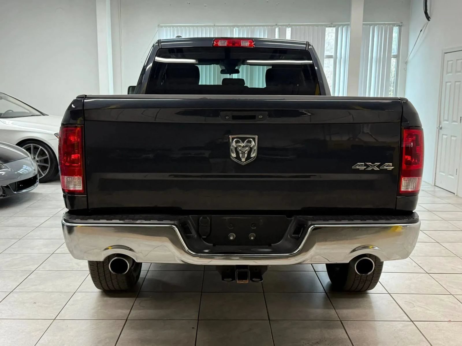 Used 2018 RAM 1500 Express w/ Express Value Package AWD/4WD image 8