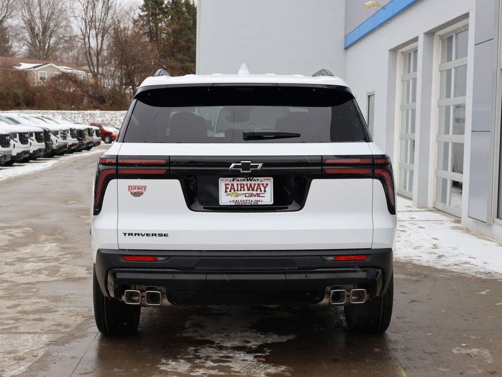 New 2026 Chevrolet Traverse LT w/ Midnight/Sport Edition image 9