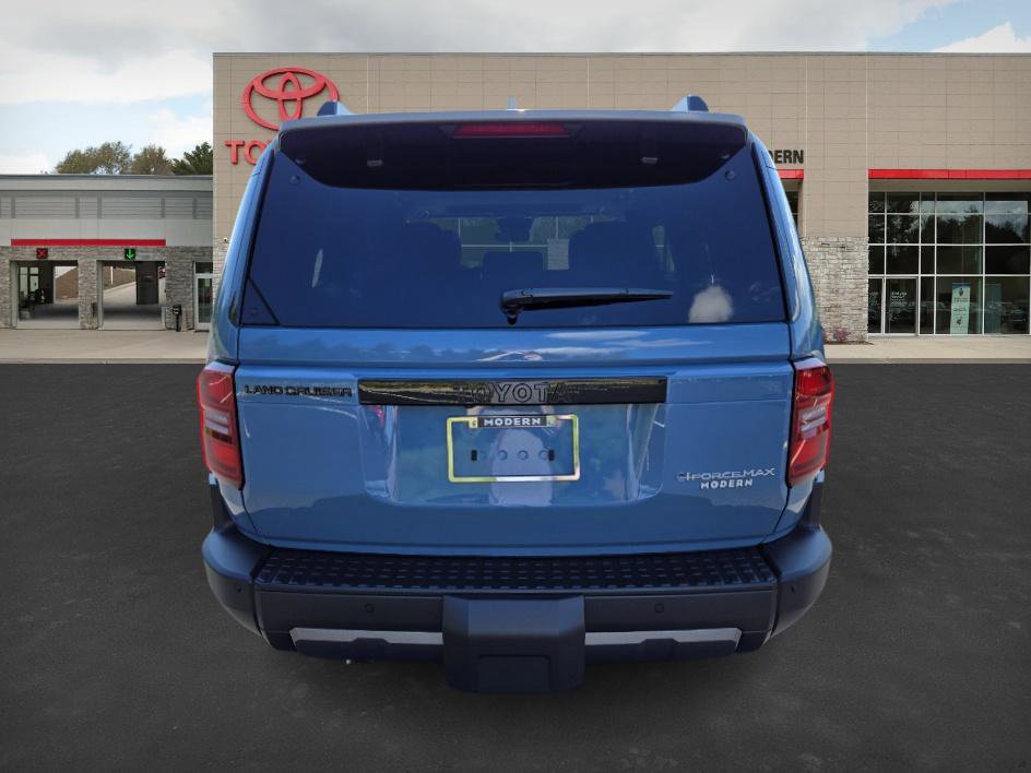 New 2025 Toyota Land Cruiser image 6