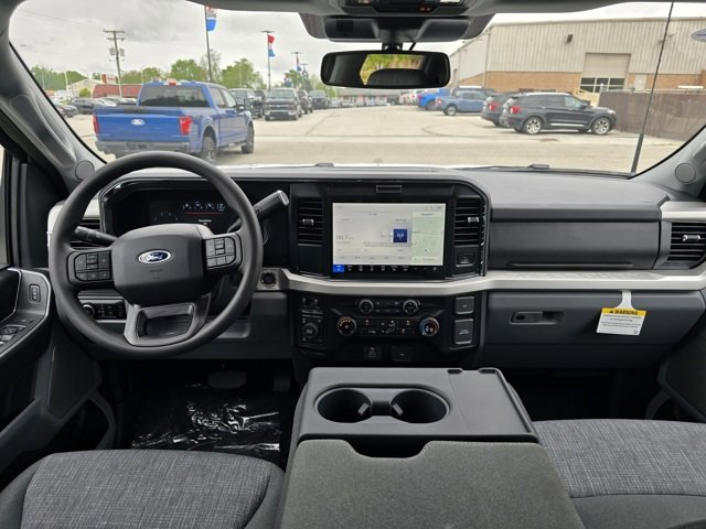 New 2025 Ford F350 XLT w/ Black Appearance Package image 14