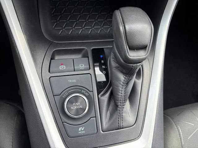 Used 2024 Toyota RAV4 XLE image 17