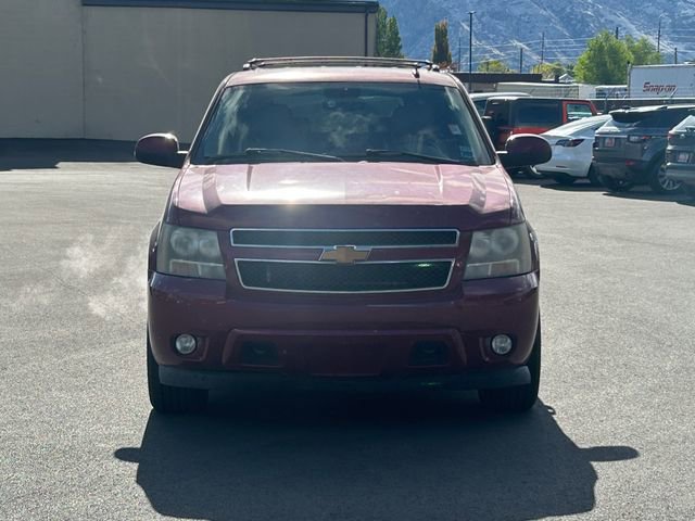 Used 2007 Chevrolet Suburban LT w/ LT Preferred Equipment Group AWD/4WD image 9