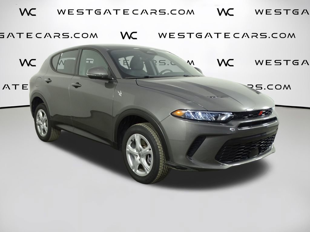 Used 2024 Dodge Hornet GT image 1