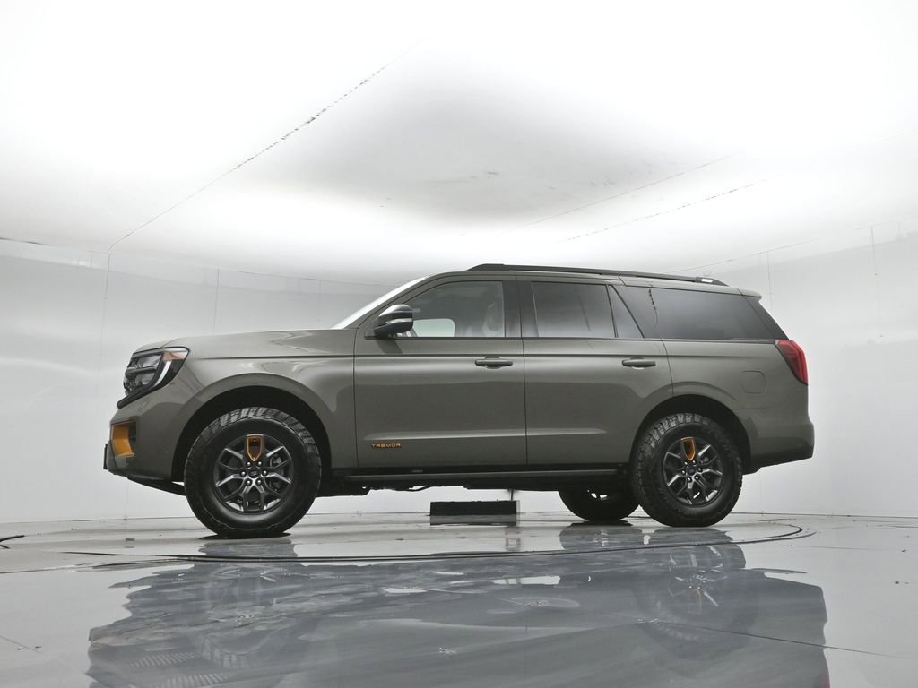 Certified 2025 Ford Expedition Tremor AWD/4WD image 57