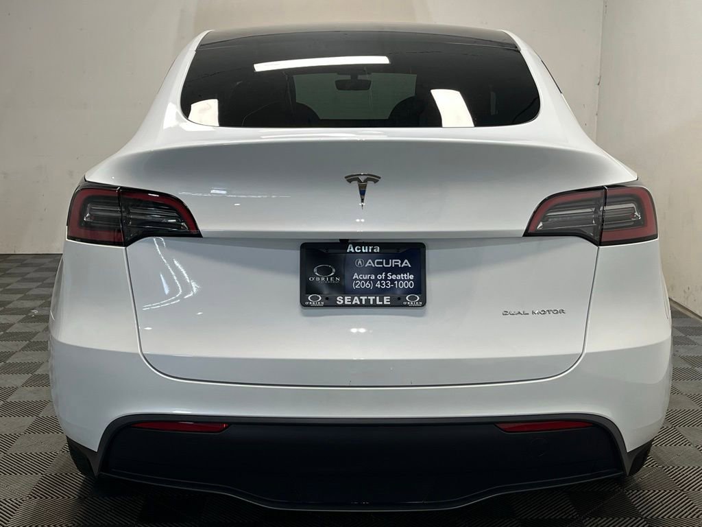 Used 2023 Tesla Model Y Long Range image 21