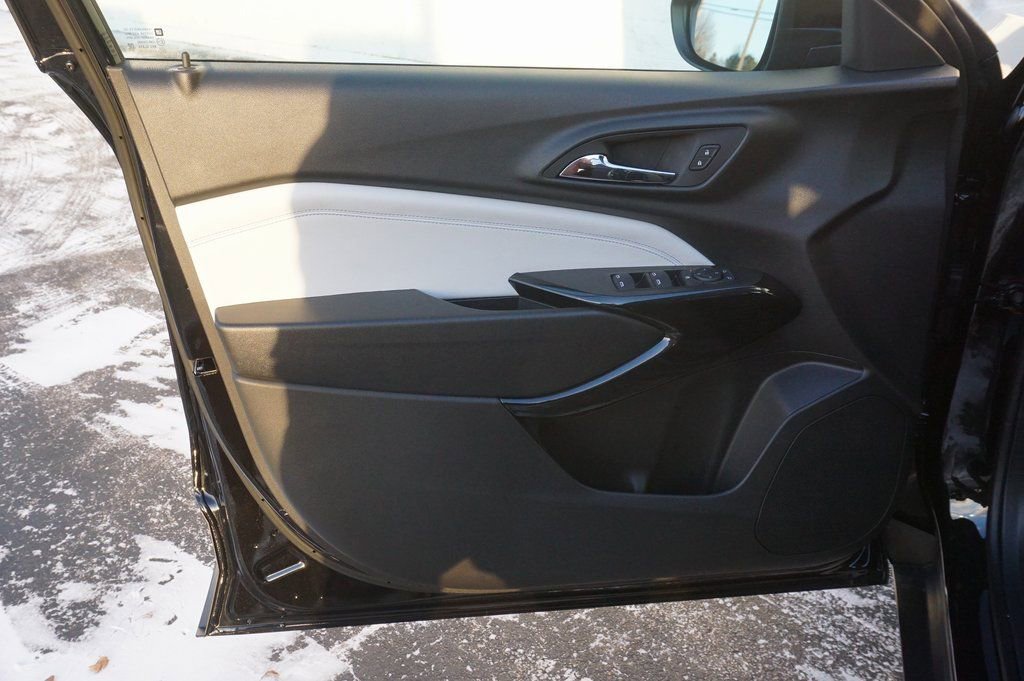 New 2026 Chevrolet Trax LT w/ Driver Confidence Package image 21