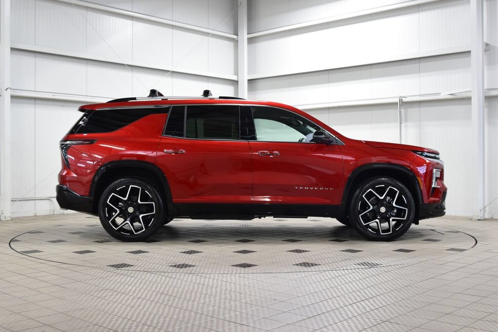 New 2026 Chevrolet Traverse High Country AWD/4WD image 9