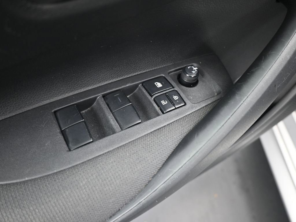 Used 2024 Toyota Corolla LE FWD image 13