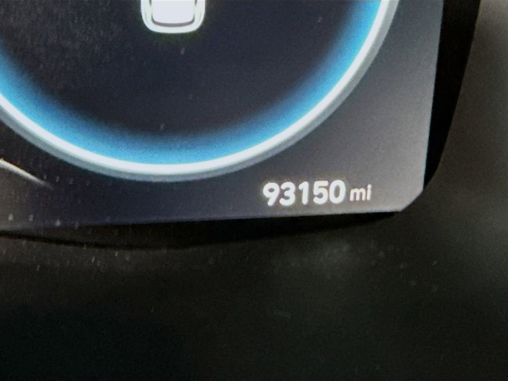 Used 2021 Hyundai Santa Fe Limited AWD/4WD image 4