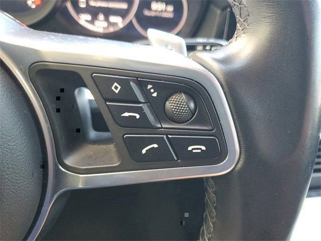 Used 2021 Porsche Cayenne AWD/4WD image 24