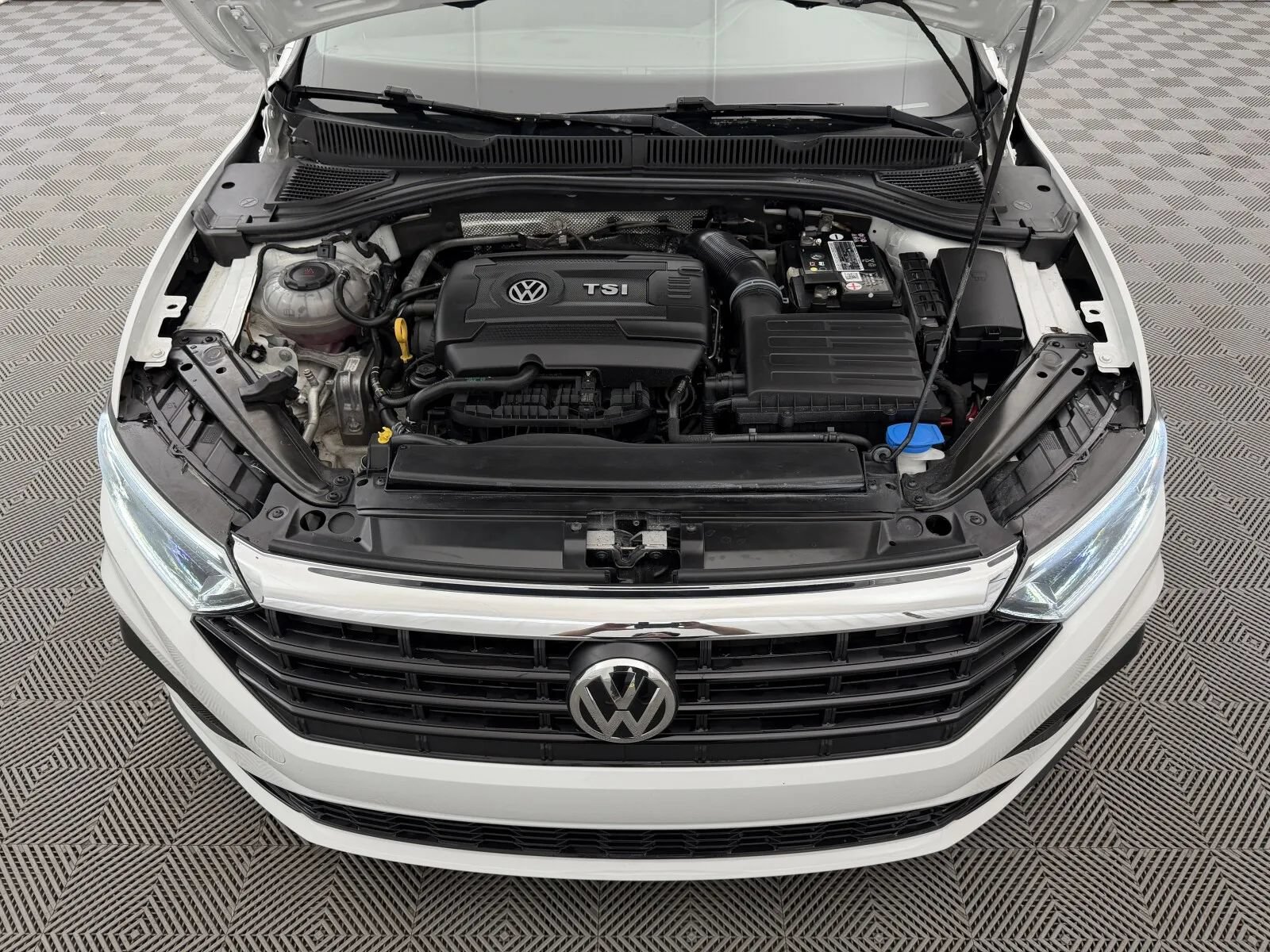Used 2021 Volkswagen Jetta GLI FWD image 30